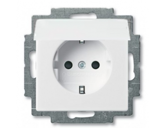 5519B-A02999 95 gniazdo Ip44,